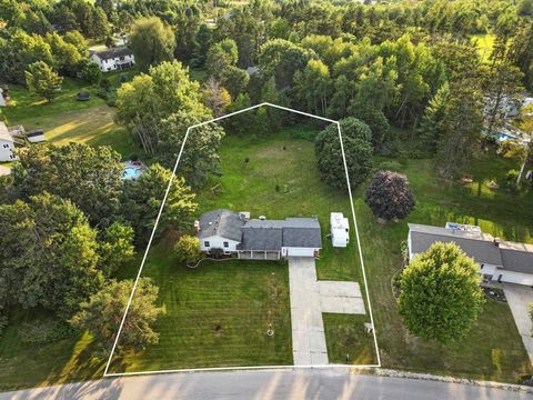 A home in Clam Lake Twp