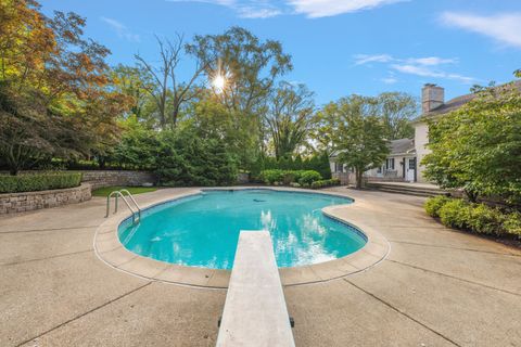 A home in Bloomfield Twp