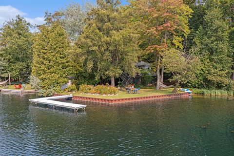 A home in Hamlin Twp