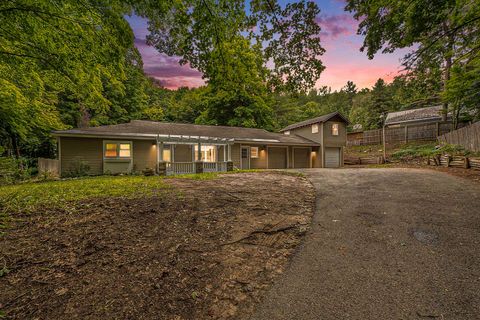 A home in Acme Twp