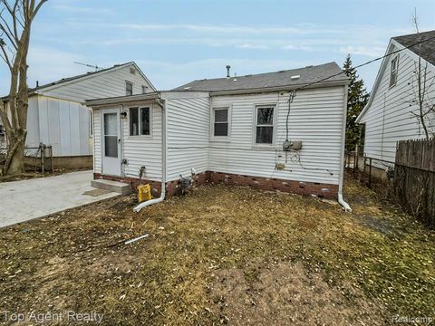 A home in Warren