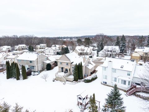 A home in Grand Blanc Twp