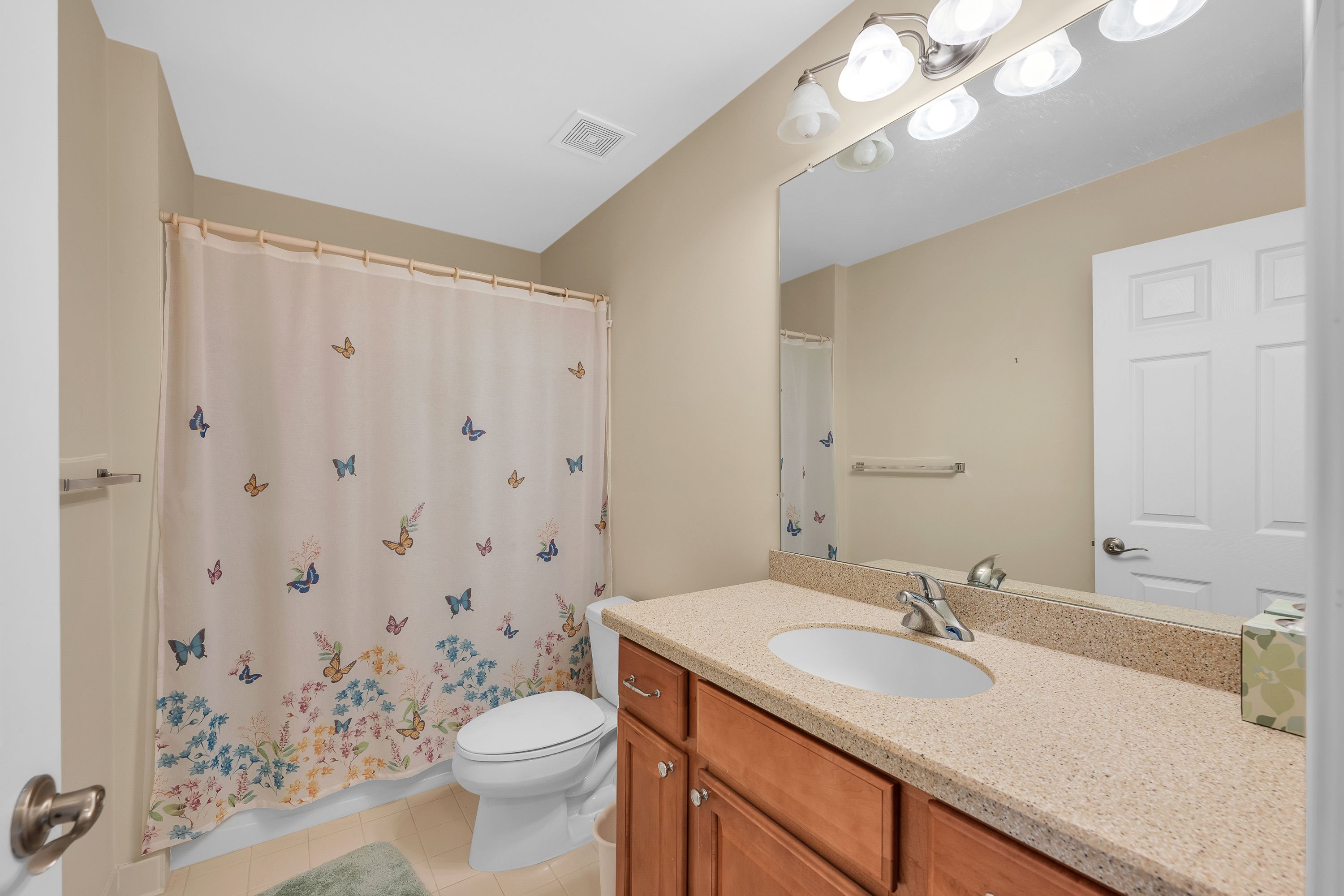 Photo 26 of 40 of 9335 SADDLEBROOK Court condo