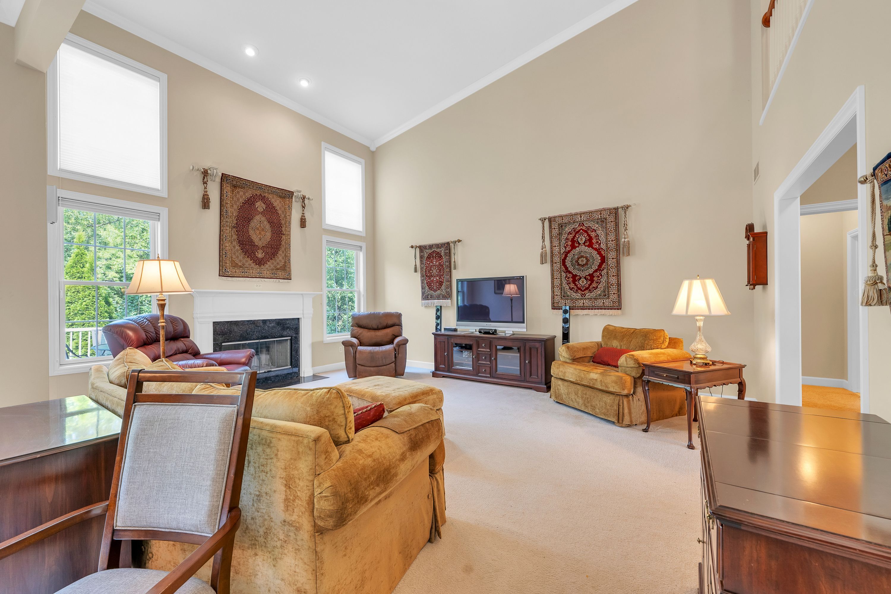 Photo 14 of 40 of 9335 SADDLEBROOK Court condo