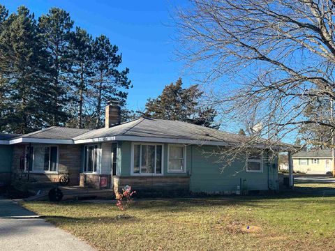 A home in Kalkaska Twp