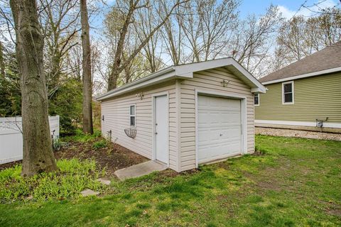 A home in New Buffalo Twp