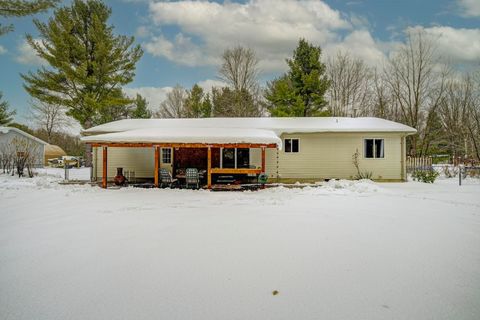 A home in Almira Twp