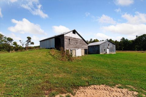 A home in Aetna Twp