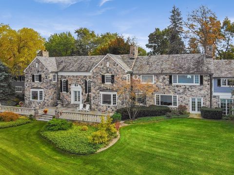 A home in Bloomfield Twp