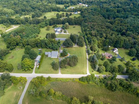 A home in Hartland Twp