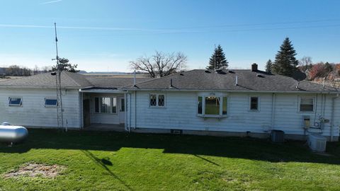 A home in Carleton Vlg