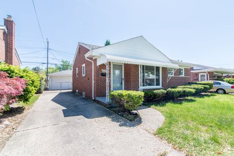 A home in Dearborn Heights