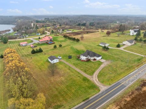 A home in Oregon Twp