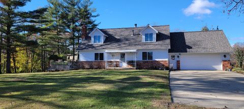 A home in Waterford Twp