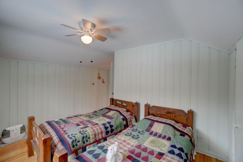 A home in BloomfieldCharterTownship_Oakland