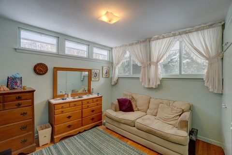 A home in BloomfieldCharterTownship_Oakland