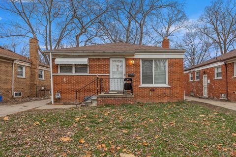 A home in Inkster