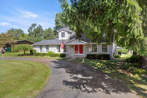 A home in Commerce Twp