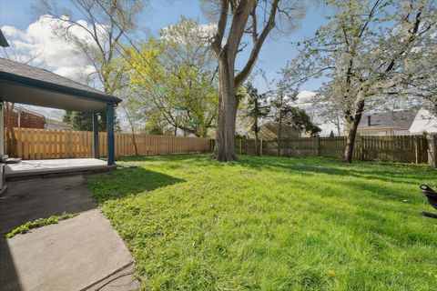 A home in Grosse Pointe Woods