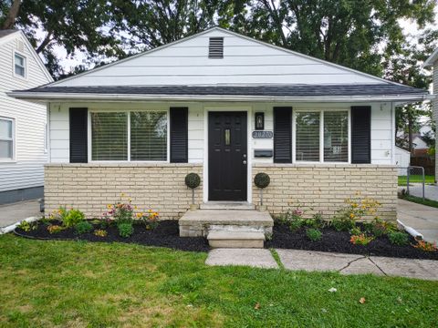 A home in Harper Woods