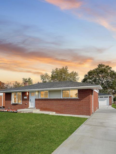 A home in Warren