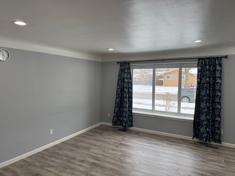 A home in WarrenCity_Macomb