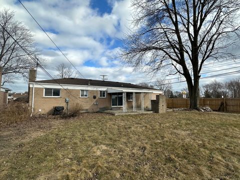 A home in WarrenCity_Macomb
