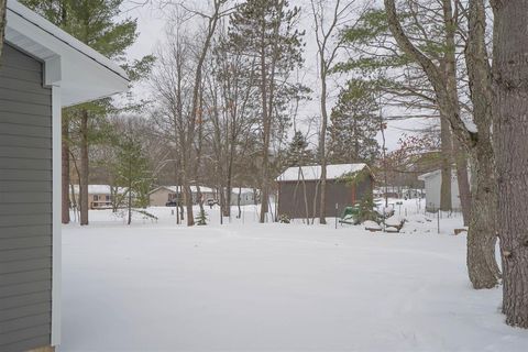 A home in Kalkaska Twp