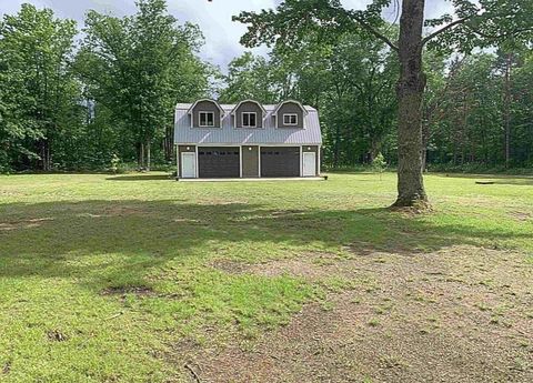 A home in Slagle Twp