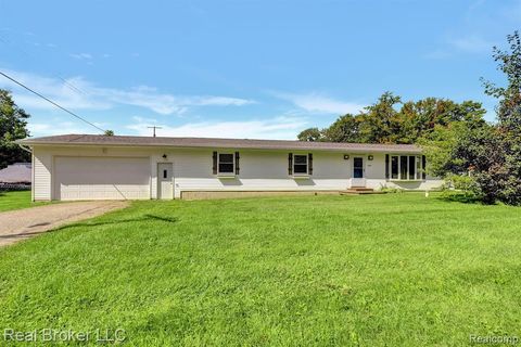 A home in Otter Lake Vlg