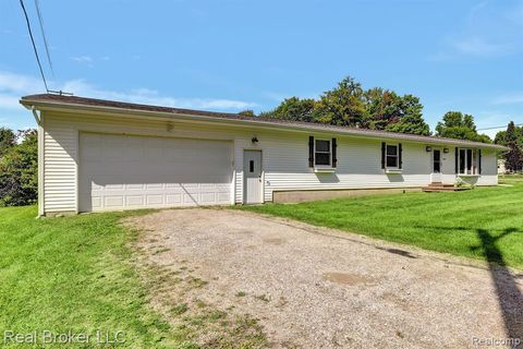 A home in Otter Lake Vlg