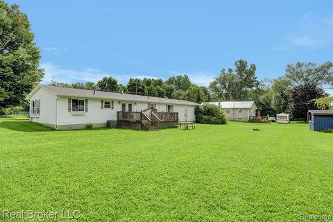 A home in Otter Lake Vlg