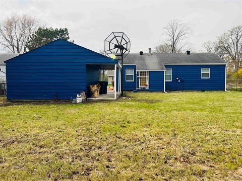 A home in Buena Vista Twp