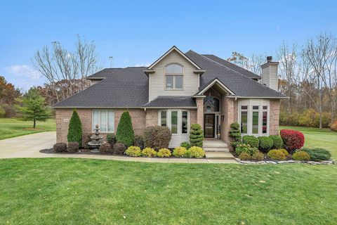 A home in Grand Blanc Twp