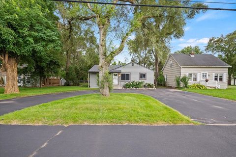 A home in Waterford Twp