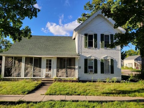 A home in North Branch Vlg