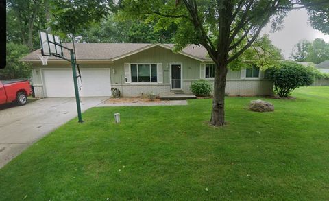 A home in West Bloomfield Twp