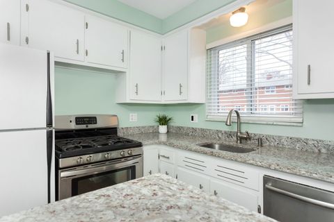 A home in RoyalOakCity_Oakland