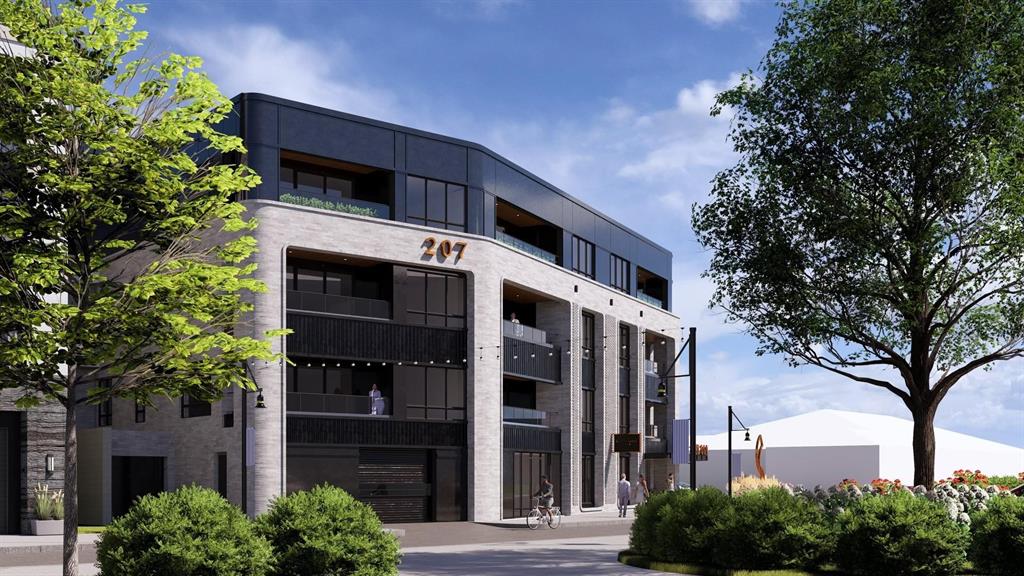 207 W Grandview