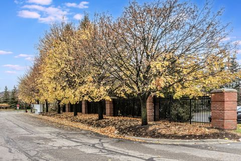 A home in West Bloomfield Twp