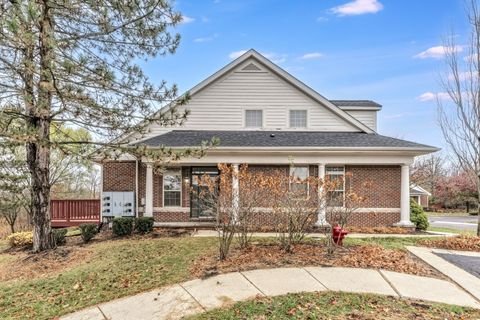 A home in West Bloomfield Twp