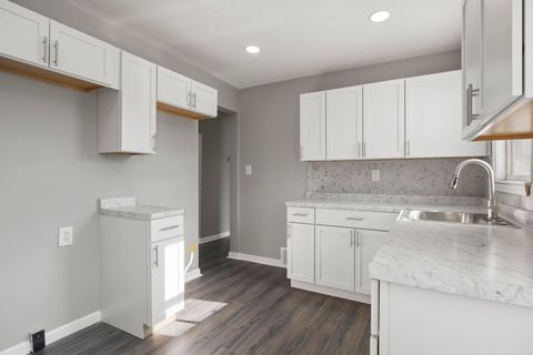 A home in WayneCity_Wayne