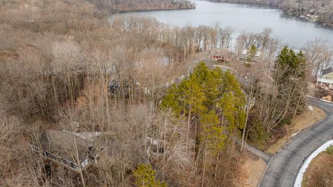 A home in Oronoko Twp