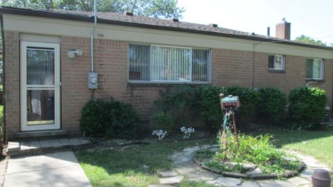 A home in Warren