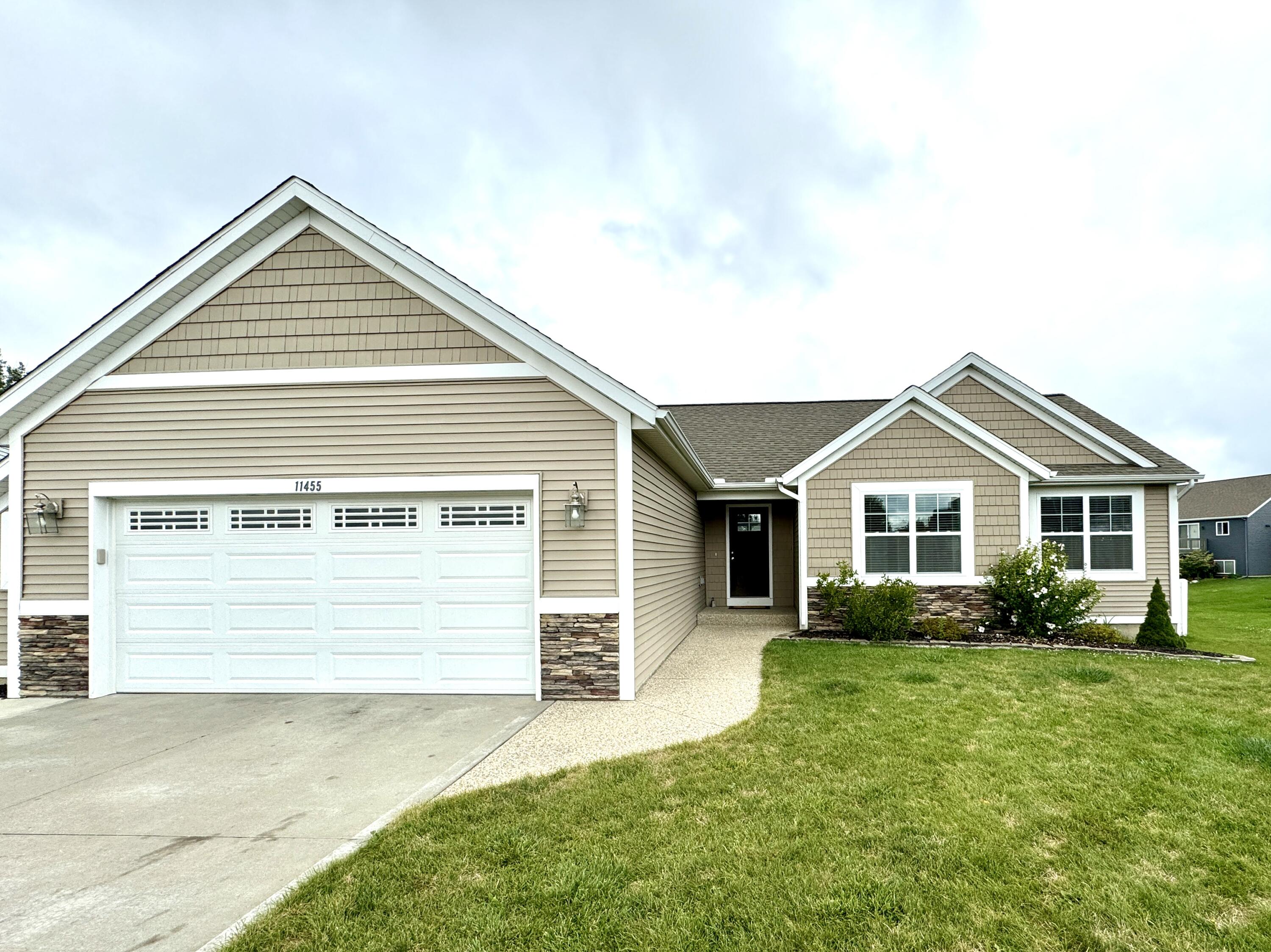 View Holland Twp, MI 49424 house