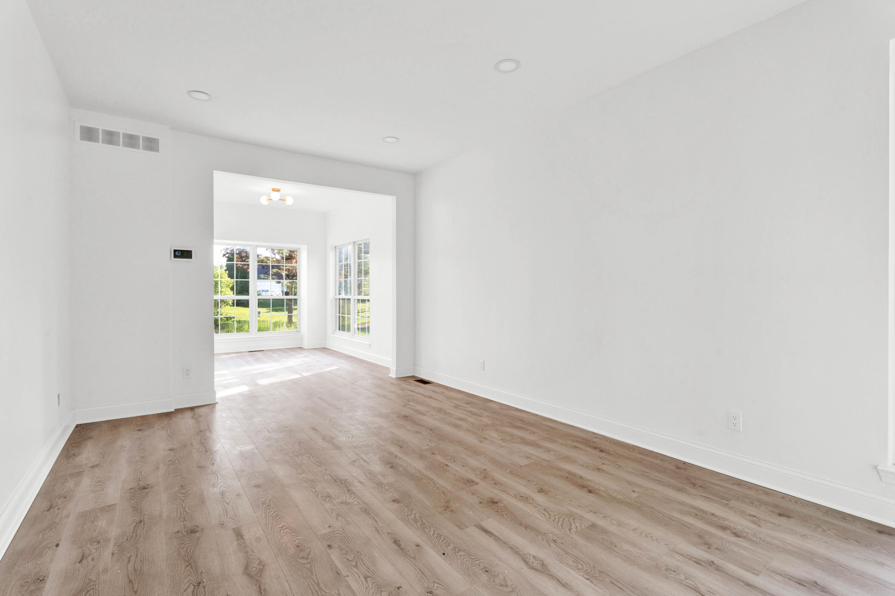 Photo 5 of 51 of 1065 Equestrian Drive house