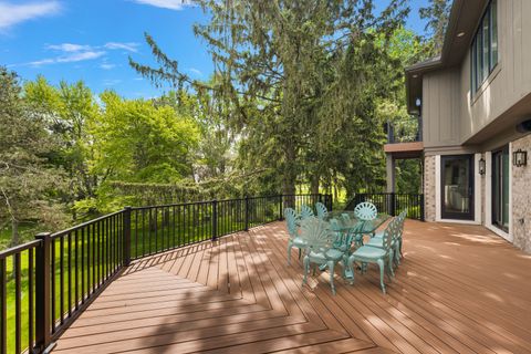 A home in Bloomfield Twp