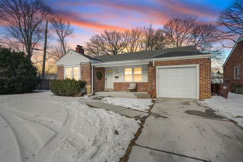 A home in Grosse Pointe Woods