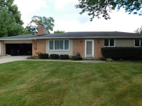 A home in Bloomfield Twp