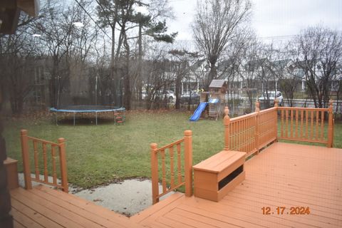 A home in Bloomfield Twp